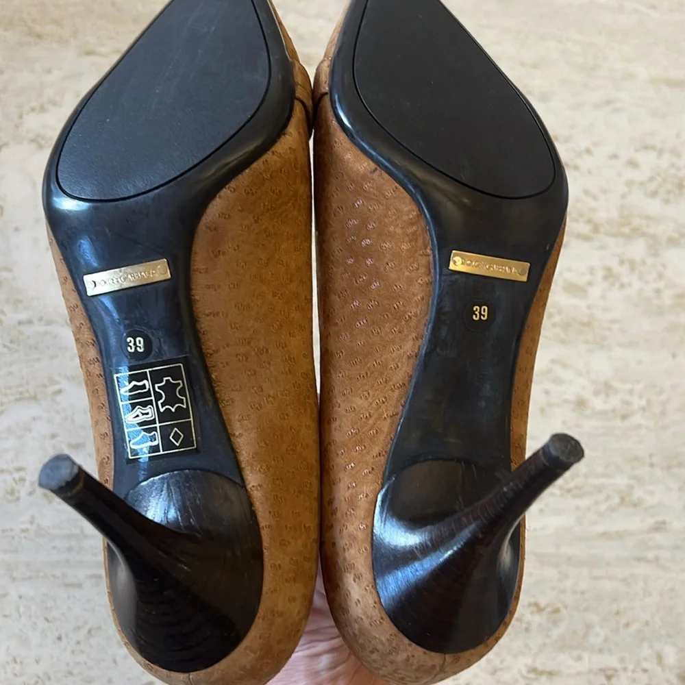 Dolce & Gabbana women’s Pointed Toe Buckle Heels – Size 39 - Picture 15 of 17